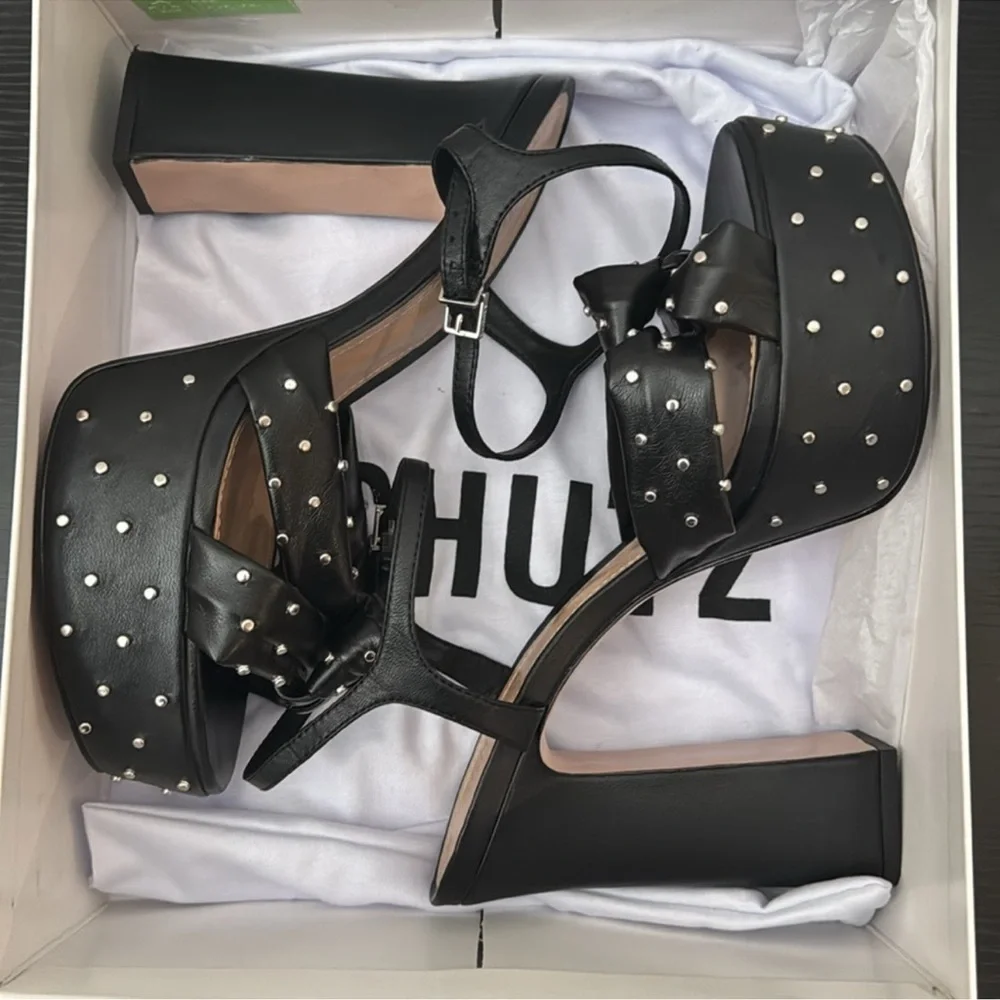 Stunning Authentic Schutz designer studded soft black leather platform heels 9.5